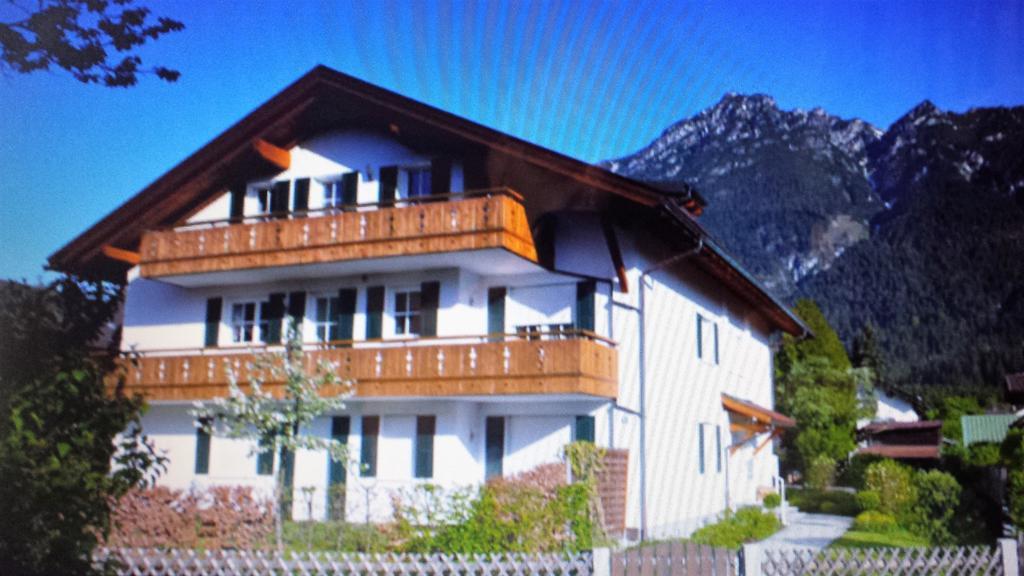 Apartment Rudi Garmisch-Partenkirchen Buitenkant foto